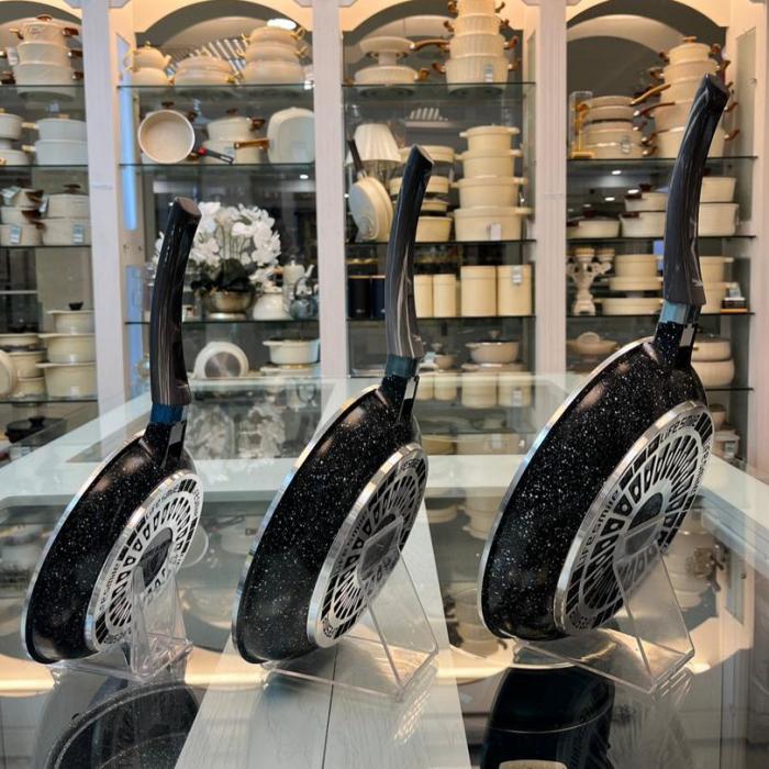 ست سه عددی ماهیتابه چدن گرانیتی لایف اسمایل مدل 2FP ب