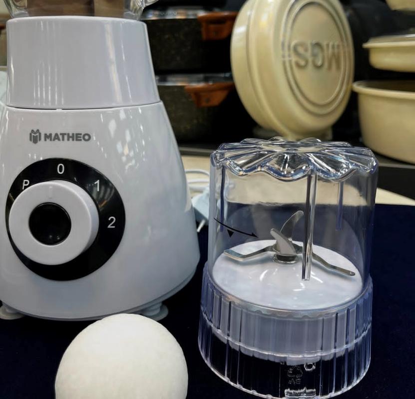 مخلوط کن سه کاره برند متئو MATHEO ب