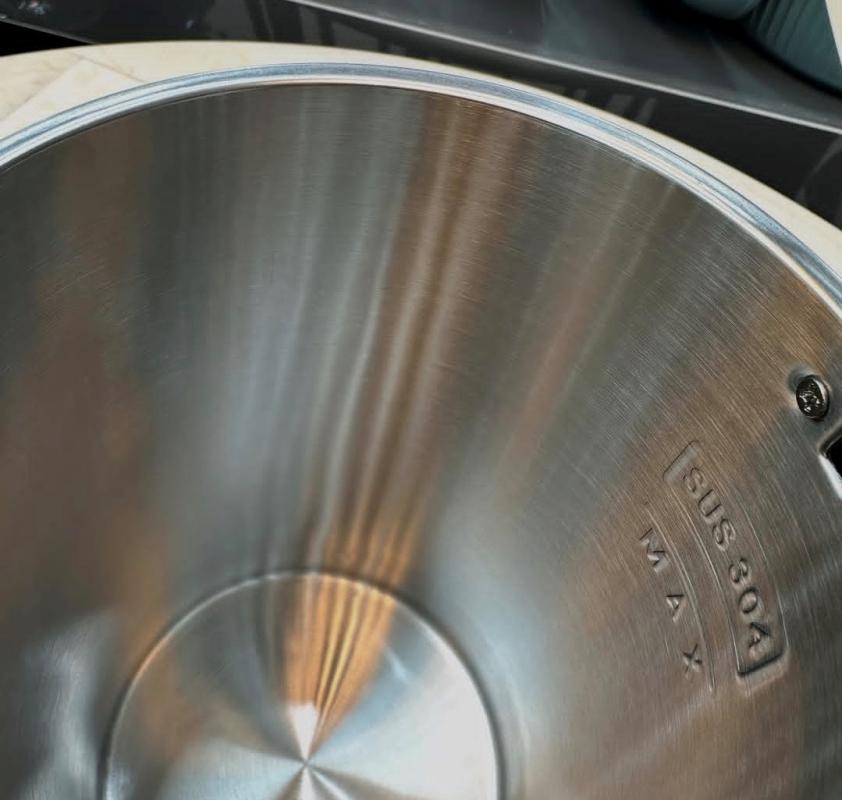 کتری برقی گوسونیک مدل 765 ج