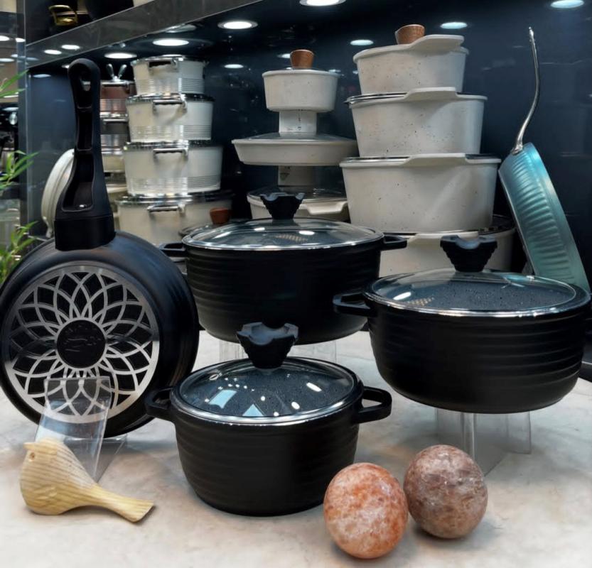 سرویس قابلمه 7 پارچه عروس مدل خطی ب