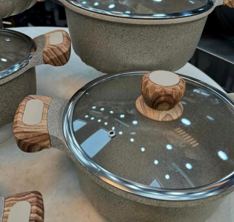 سرویس قابلمه 10 پارچه برلین مدل گرد - تصویر 10