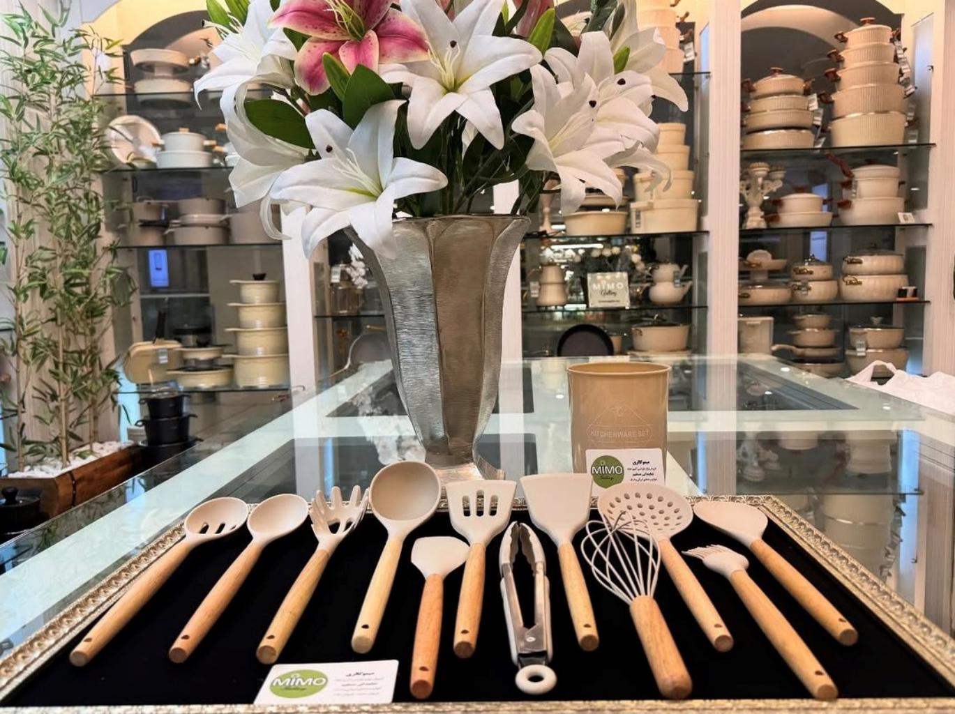 سرویس کفگیر ملاقه 12 پارچه کیچن وار ست مدل سلیکونی - تصویر 1