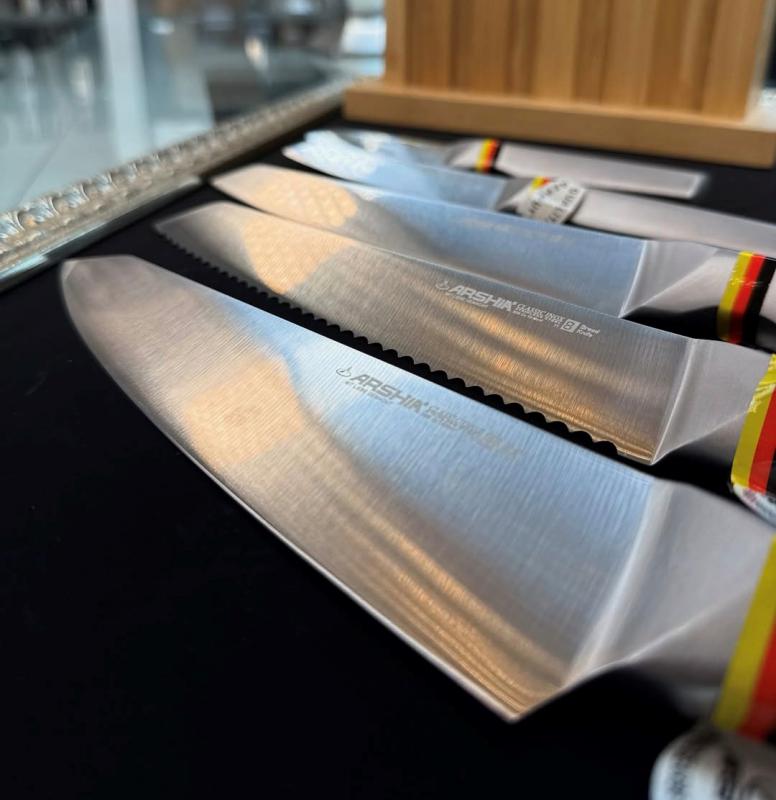 سرویس چاقو استیل عرشیا به با استند بامبو ج