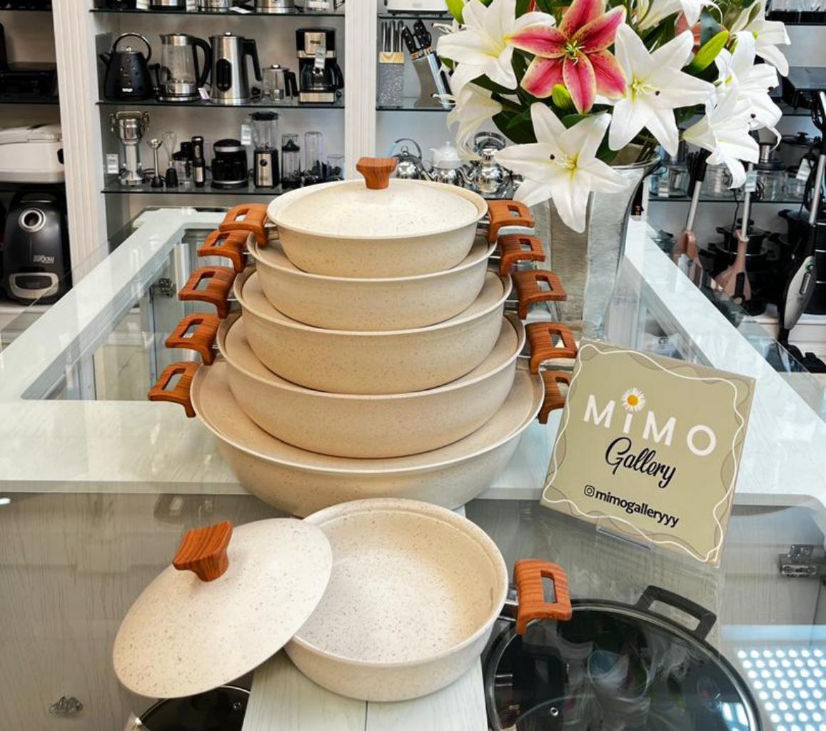 mini_WhatsApp-Image-2025-05-17-at-3.14.18-PM-2.jpeg ماهیتابه دودسته دربدار هاناتک مدل درب فلزی رنگ کرم - تصویر 1