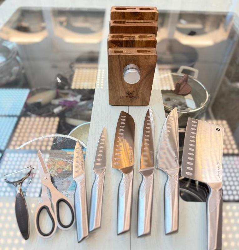 استند چاقوی 9 پارچه از برند لایف اسمایل الف