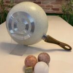 ماهیتابه وک چدن گرانیتی اویز مخصوص پخت وپز سریع وسرخ کردن - تصویر 6