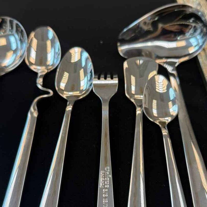 سرویس قاشق چنگال 24 نفره 144 پارچه یونیک - تصویر 2