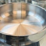 تابه دو دسته استیل برند لایف اسمایل درب سیلیکونی کد LIFEP22SHR-6-3 (وارداتی) - تصویر 4