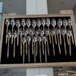 سرویس قاشق چنگال ۱۴۳ پارچه از برند SG مدل 449 گلد - تصویر 7